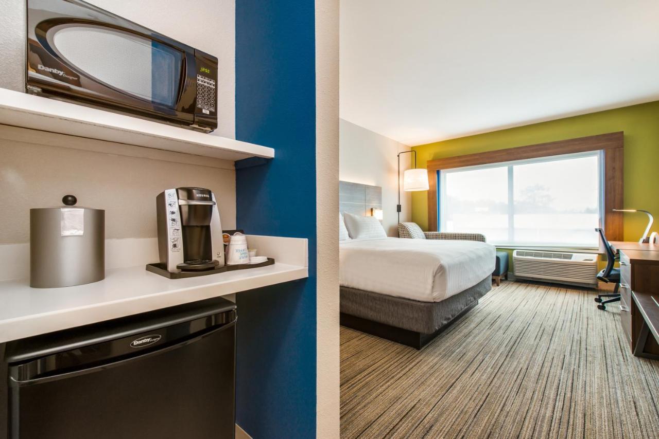 Holiday Inn Express & Suites - Carrollton West By Ihg Exterior photo