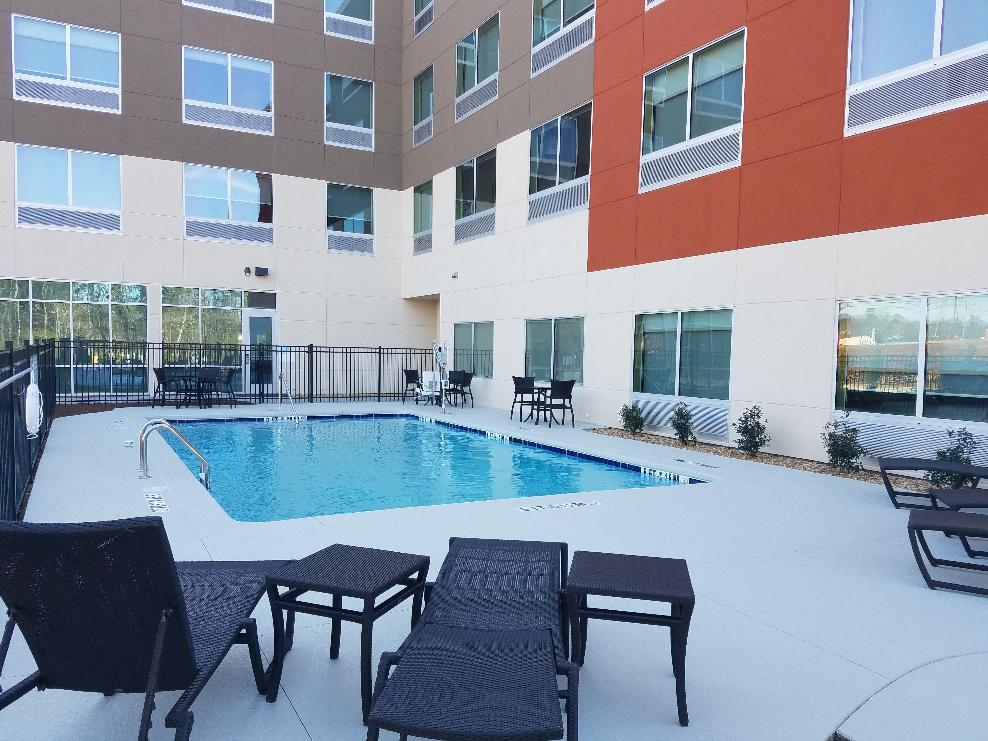 Holiday Inn Express & Suites - Carrollton West By Ihg Exterior photo
