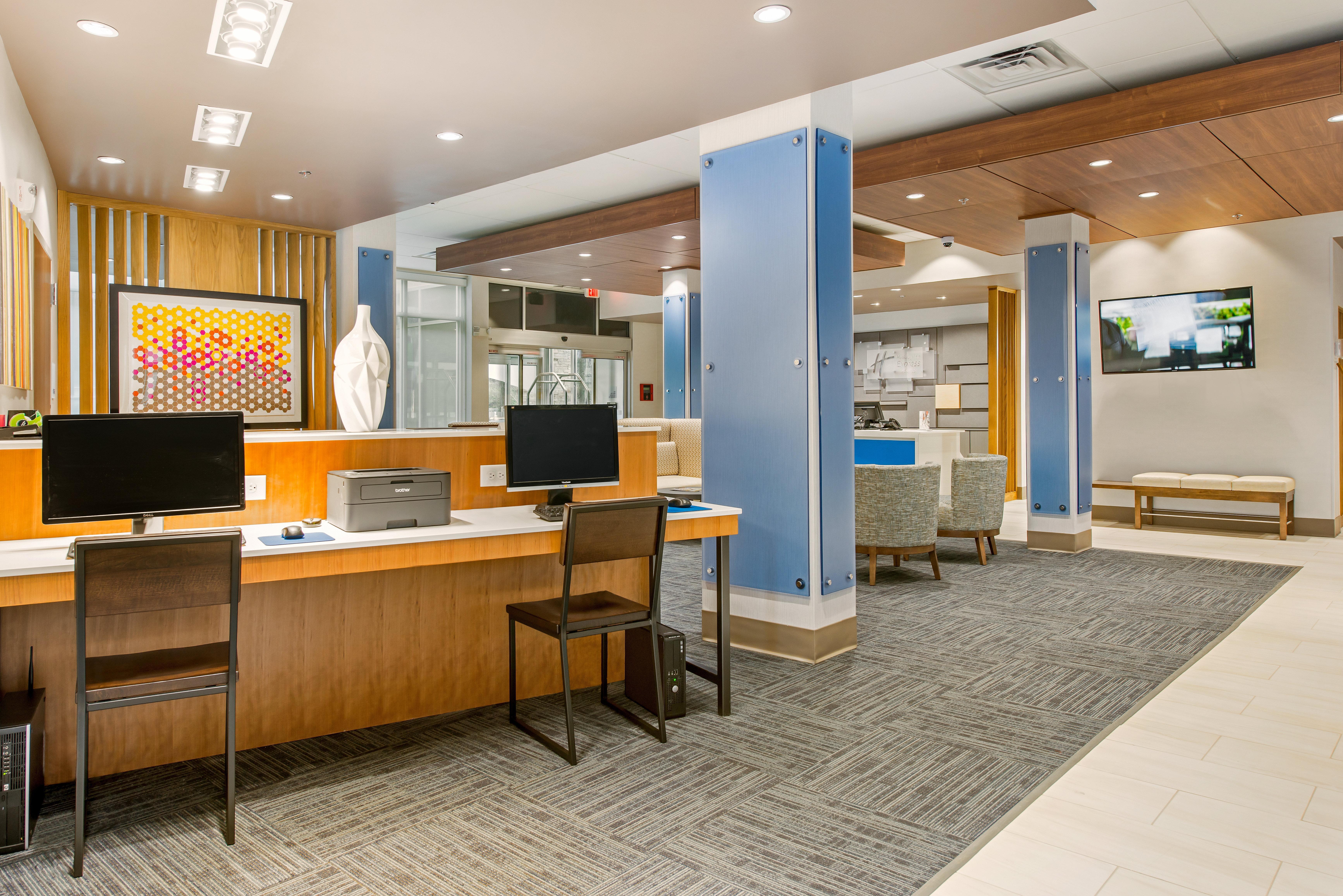 Holiday Inn Express & Suites - Carrollton West By Ihg Exterior photo